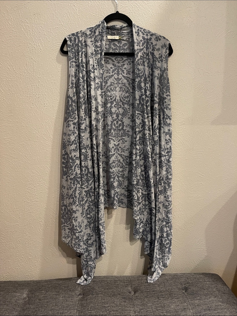 Chalet Size M Light Gray Vest